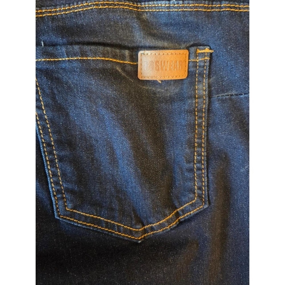 Women's Dark Jean Shorts - Picture 5 of 8
